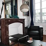 Et Des Tableaux Homestay *